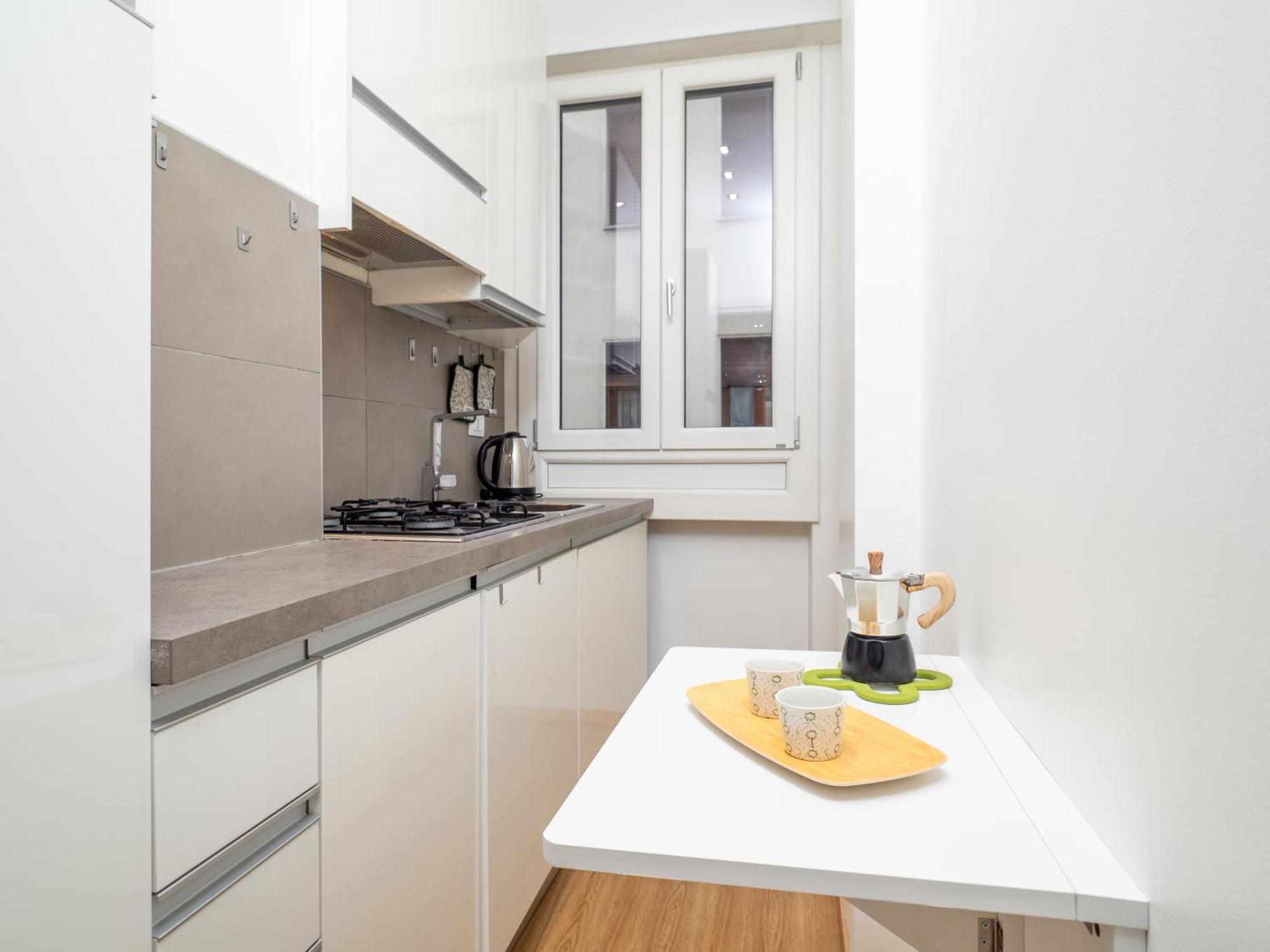 Milano 5 Guests - Modern Apt With Balcony エクステリア 写真
